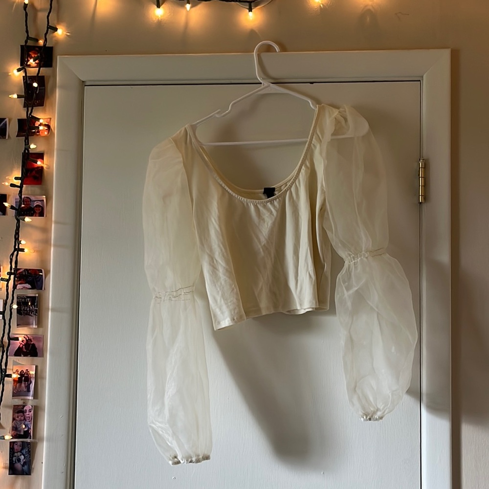 Wild fable puff sleeve top